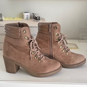 Olive Street Taupe Suede Lace-Up Ankle Boots with side zipper size 10. 3” heel